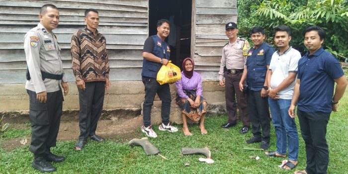 Jumat Barokah, Kapolsek Kuantan Mudik dan Personilnya, Karang Taruna serta Pemdes Beri Bantuan di Desa Siberobah dan Desa Muara Tombang 12 IMG 20230120 WA0036