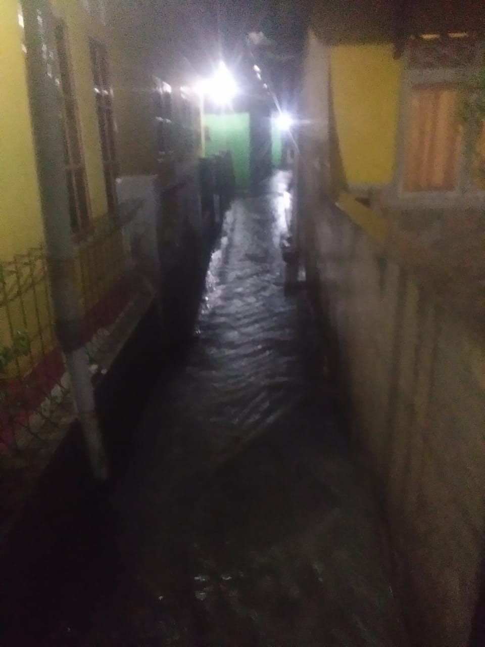 Warga Dusun Karangkamulyan Desa.Ciwaru dilanda banjir.. 8 IMG 20230402 WA0091