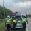 Tak Kenal Lelah, Petugas Pos Pam Rest Area Km 164 Tol Cipali Bantu Dorong Mobil Mayarakat Yang Mogok di Jalan Tol