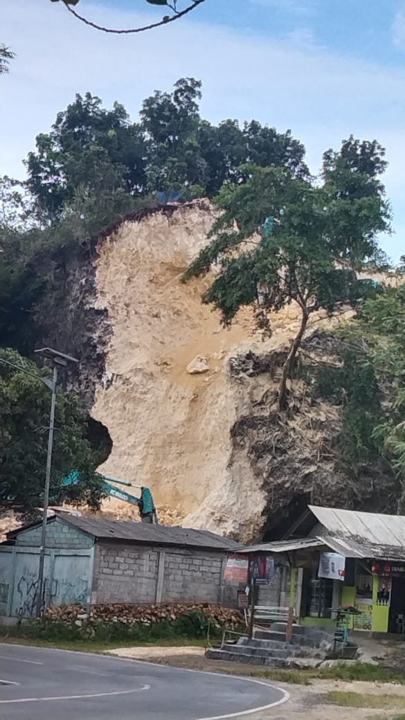 PT. TRIJAYA PERMANA MERASA DI RUGIKAN DENGAN MARAKNYA PENAMBANGAN TIDAK BERIJIN 9 IMG 20230501 WA0083