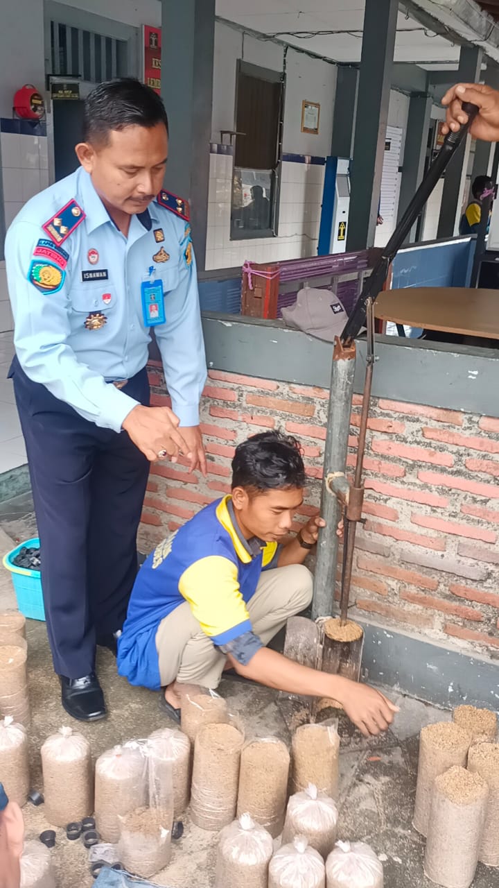 Warga Binaan di Bekali Keterampilan Kemandirian, Kalapas Brebes : Terprogram dan Terencana 9 IMG 20230503 WA0117