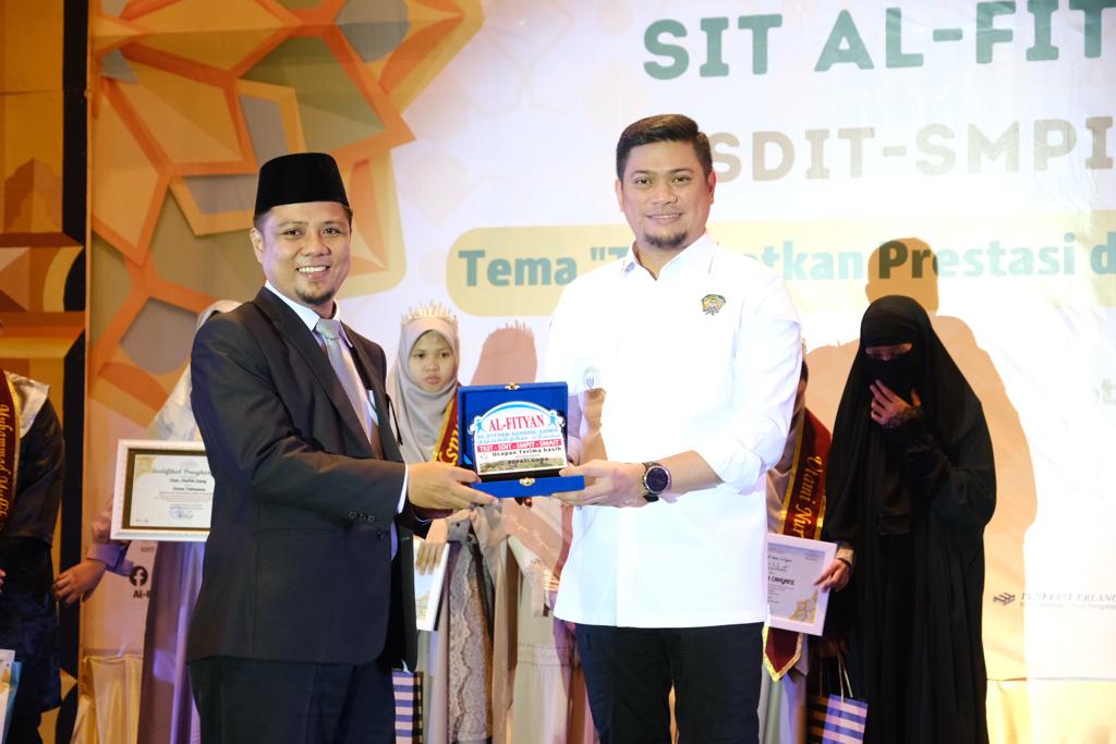 Bupati Gowa: Wisudawan SIT Al Fityan Harus Jadi SDM Unggul 10 IMG 20230531 WA0122 1