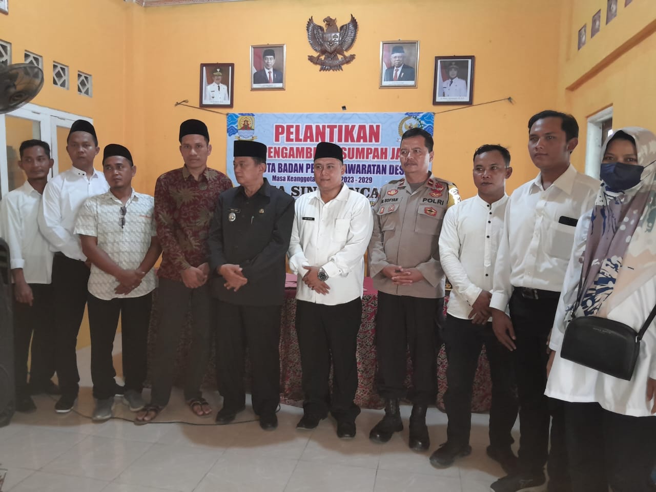 Pelantikan BPD Desa Sinarancang Kecamatan Mundu Priode 2023-2029. 10 IMG 20230610 WA0020