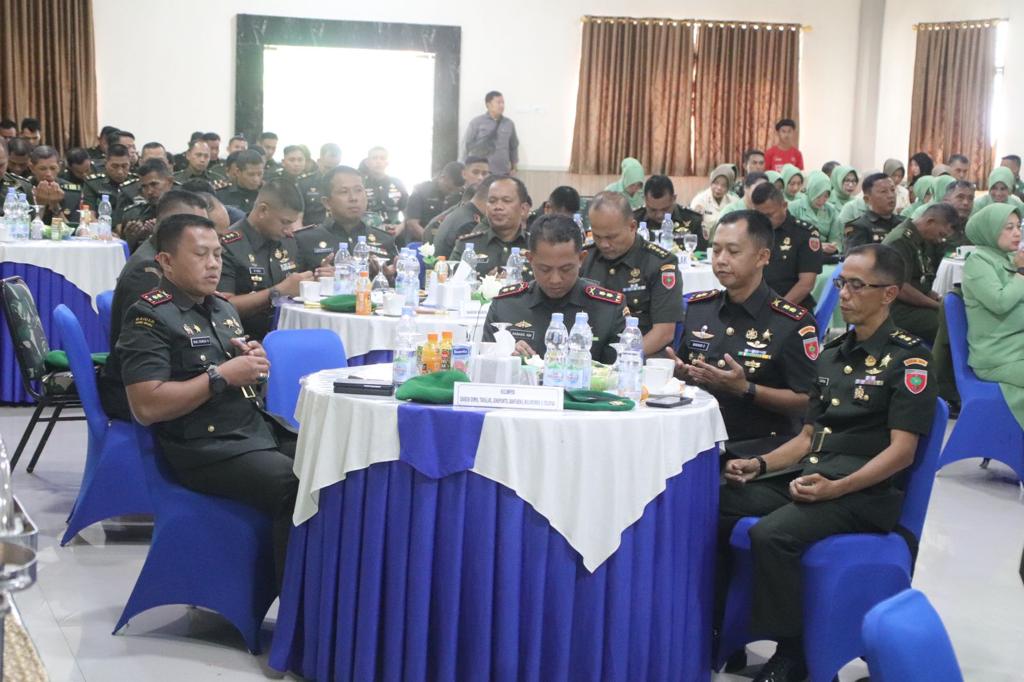 Begini Aksi Tenribetta Band Brimob Bone Menghibur Tamu Undangan Sertijab di Aula Korem 141/TP 9 IMG 20230610 WA0137