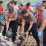 Polresta Cirebon dan Warga Gotong Royong Bersihkan Jalan Sekitar Terowongan Kereta Api.