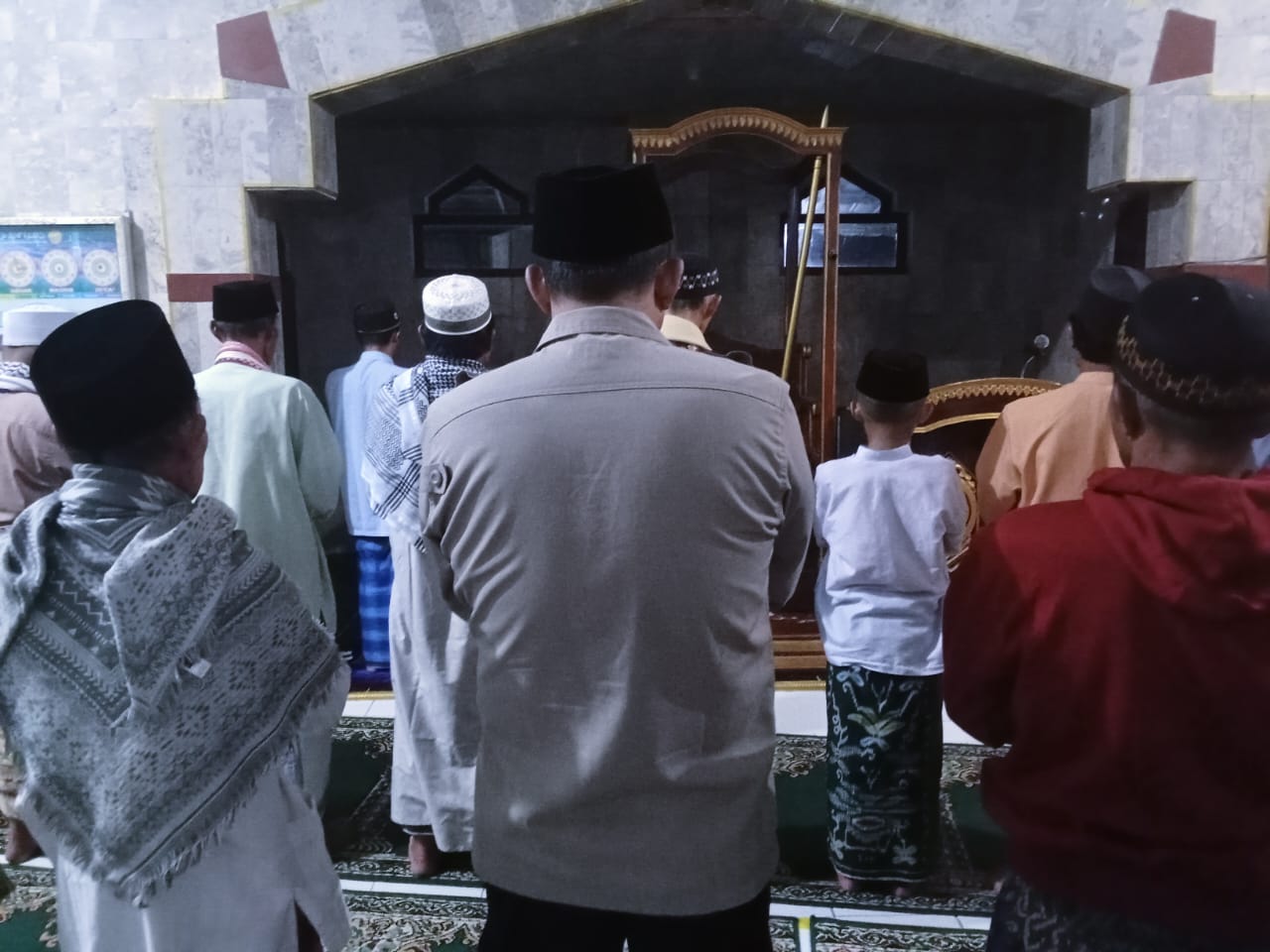 Personil Polsek Bojong Giat Sholat Isya Dan Tarawih Berjamaah* 8 IMG 20250310 WA0010