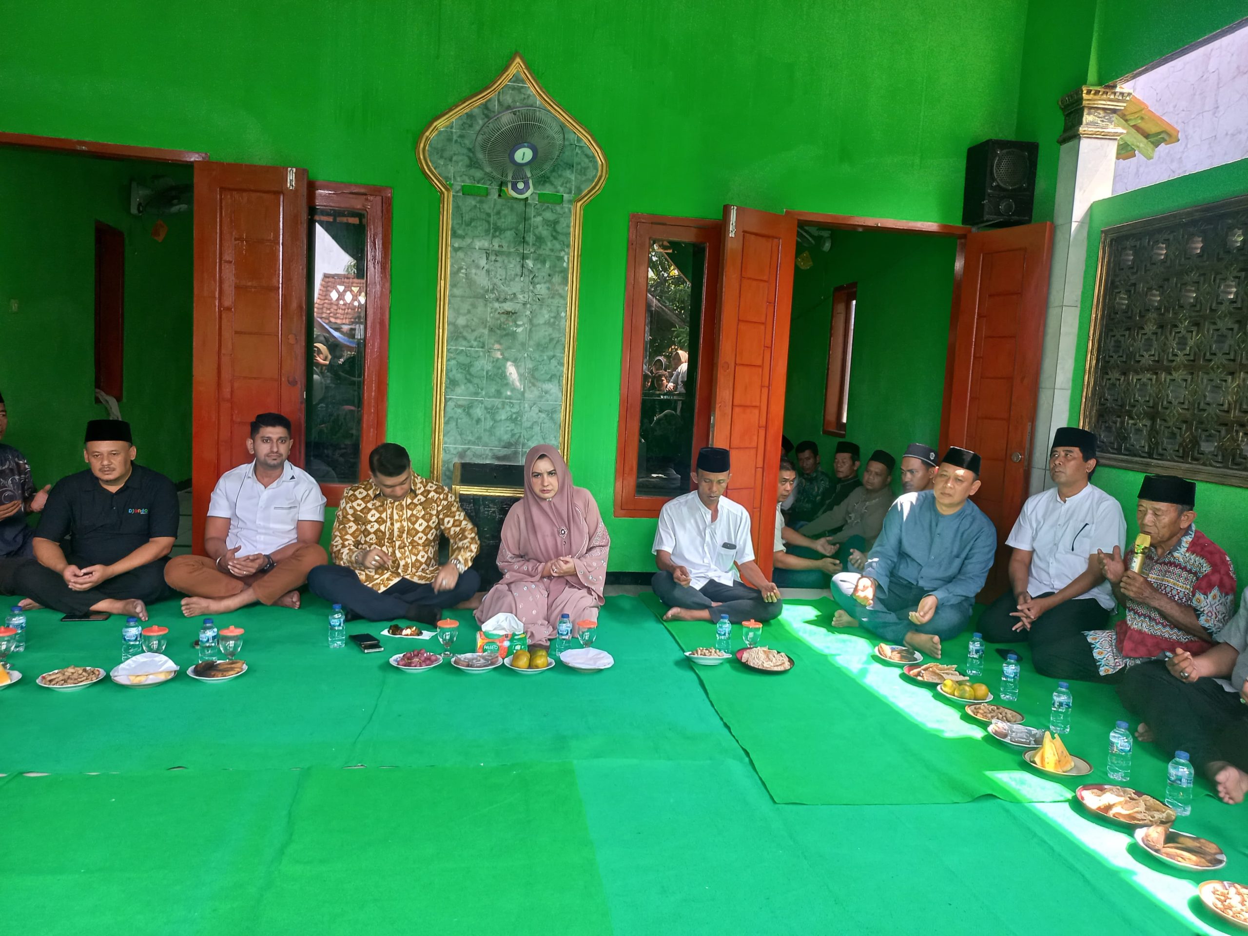 Serahkan Hewan Qurban, Bupati Pekalongan berterimakasih atas dukungan warga Bulaksari Sragi 9 IMG 20250607 WA0135 scaled