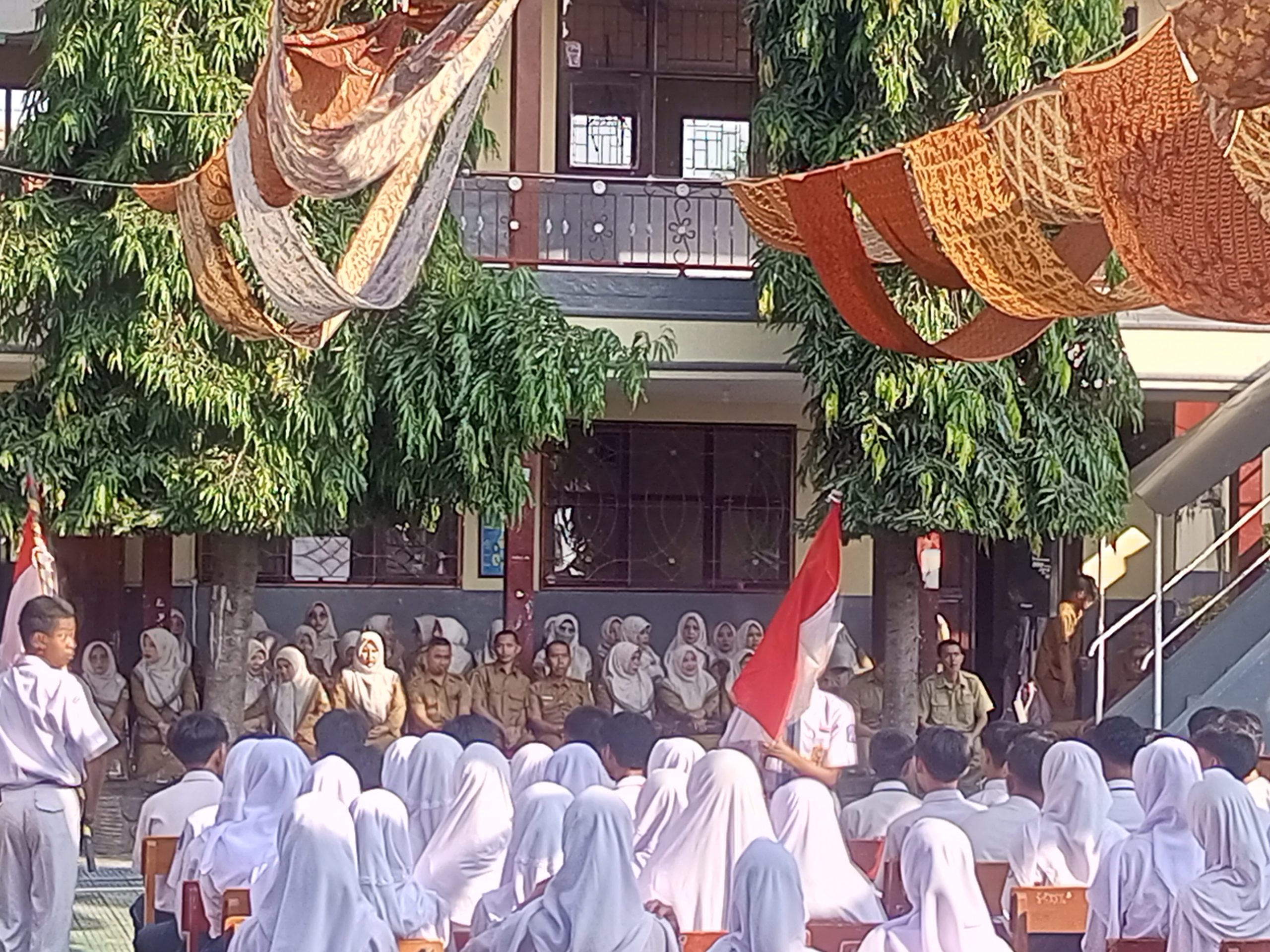 Perpisahan Sederhana, Penuh Makna.di SMPN 1 Ciawigebang Kuningan Lepas Siswa Kelas IX Tahun Pelajaran 2024/2025 17 IMG 20250623 081434 584 scaled