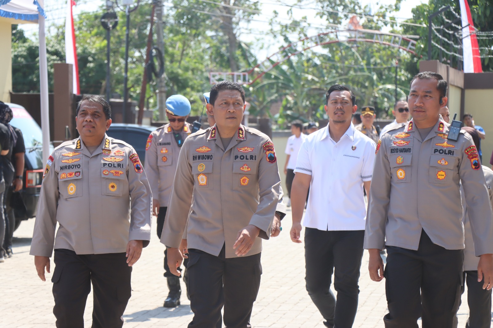Kapolda Jateng Lakukan Peninjaun Gudang Ketahanan Pangan Polri di Kranggede, Boyolali. 9 IMG 20251008 WA0385