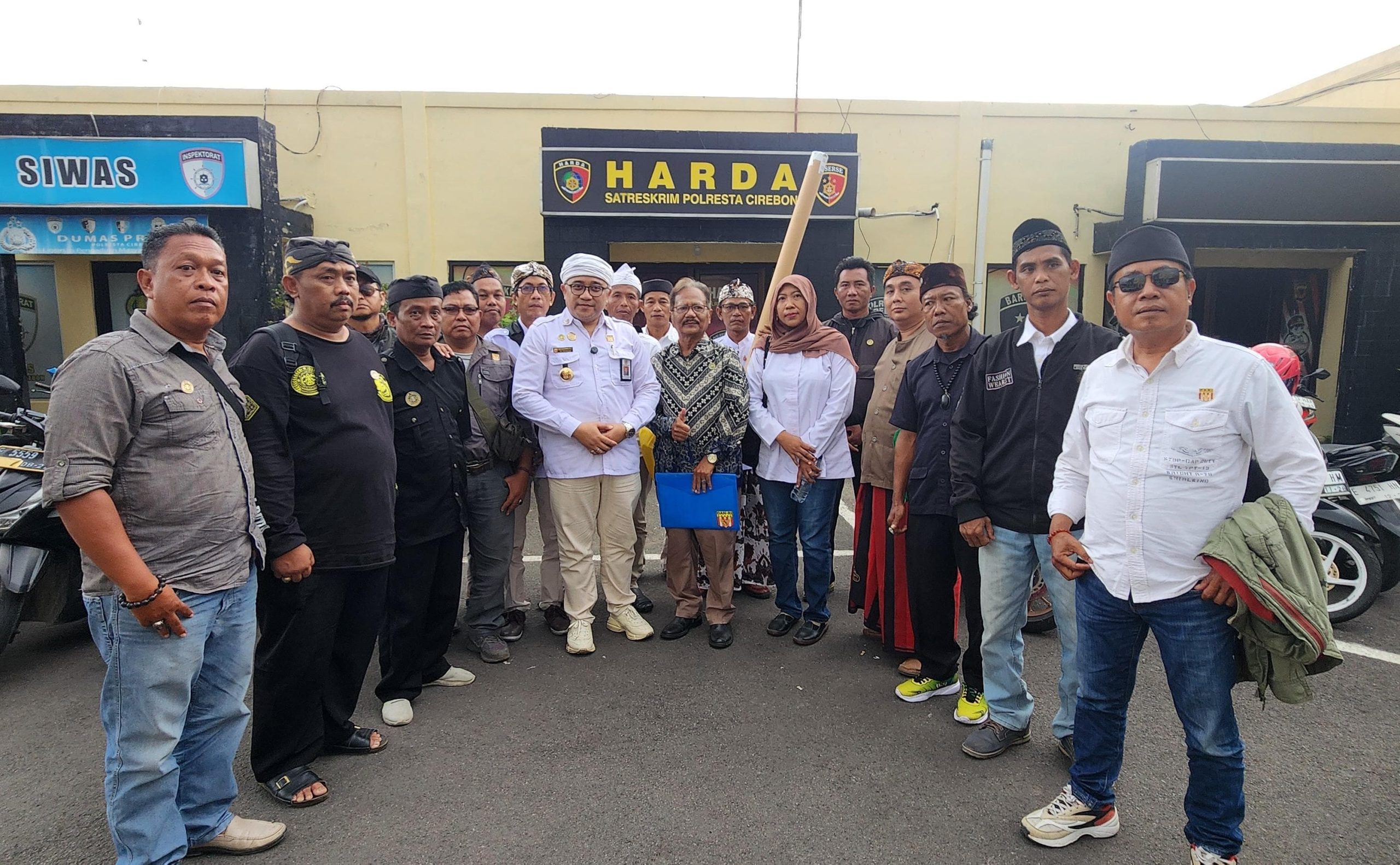 Ketua Umum Dewan Adat Nasional Republik Indonesia (DAN-RI) Dorong Pemerintah Perkuat Pemberantasan Korupsi dan Pengesahan UU Perampasan Aset serta Hukuman Mati 9 IMG 20251104 WA0049 1 scaled