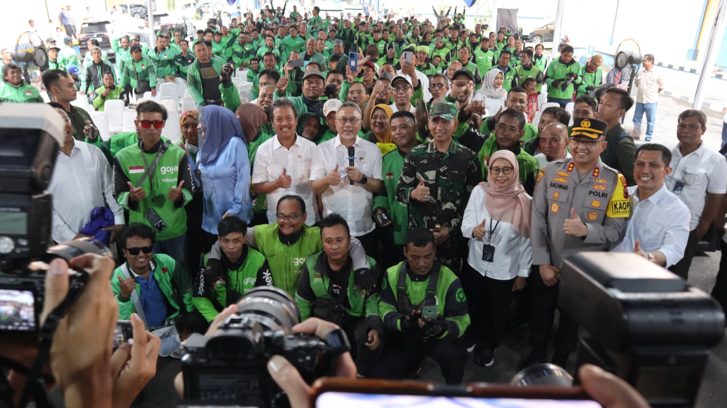 Kawal Menko Pangan di Bulog Bondansari, Kapolres Pekalongan Pastikan Keamanan Agenda Ketahanan Pangan Nasional 9 IMG 20251227 WA0013