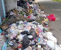 Problem Pemda Indramayu : Masuk Wilayah Kota Indramayu “Disambut” Tumpukan Sampah Dan Berserakan