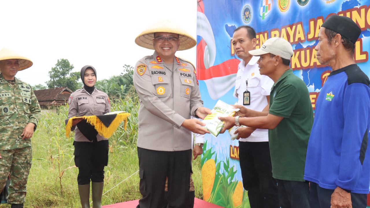 Polres Pekalongan Bersama Pemkab dan Petani Gelar Panen Jagung Serentak Kuartal II 2026 9 IMG 20260517 WA0011