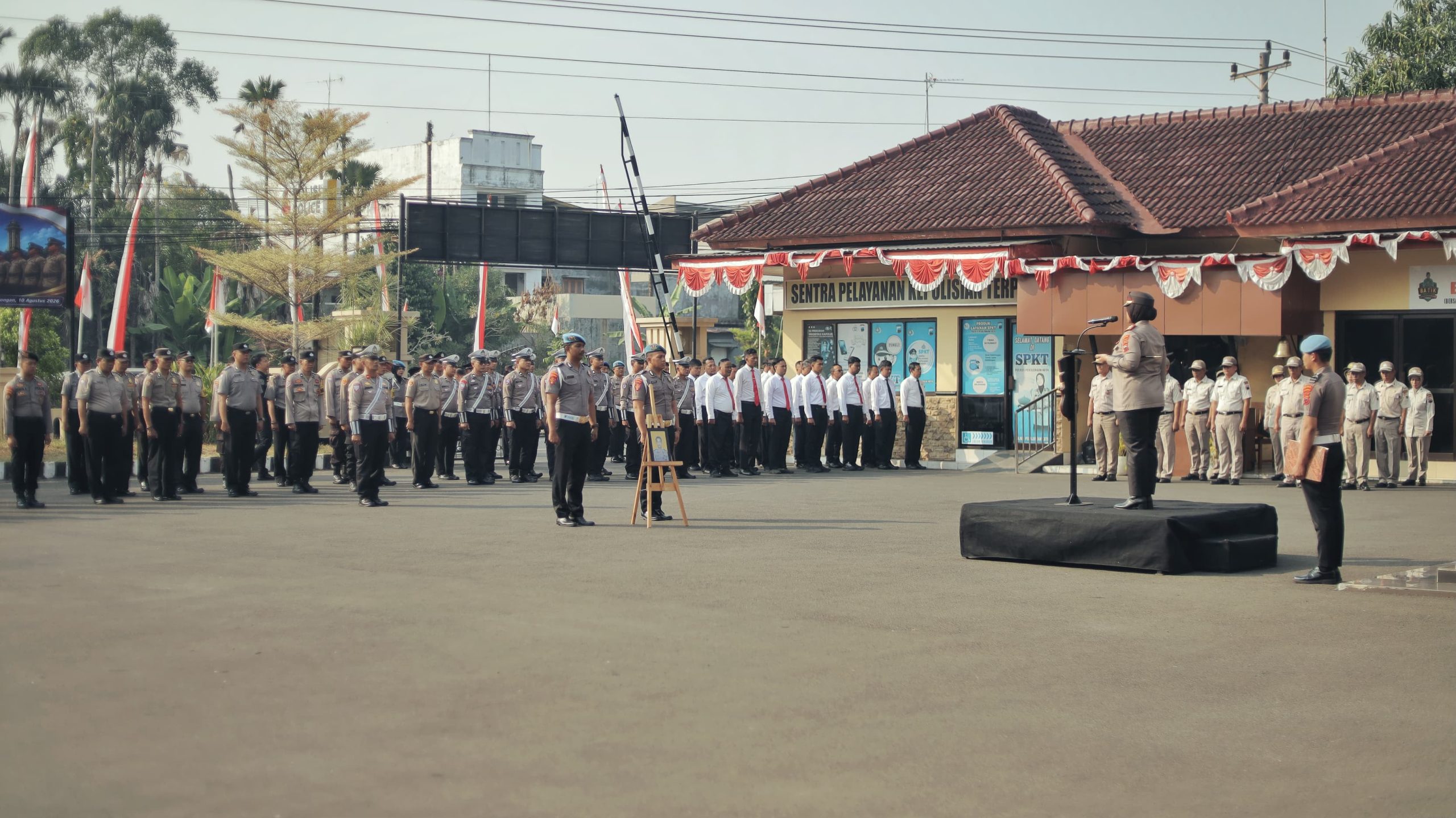 Polres Pekalongan Kota Gelar Upacara Kenaikan Pangkat Pengabdian dan PTDH, Jadikan Sebagai Motivasi dan Pelajaran Bagi Anggota 9 IMG 20260810 WA0062 scaled