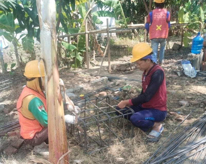H.Daniel MS Wakil Ketua Komisi III DPR RI Berikan Program Pamsimas Kepada Masyarakat Desa Lempuyang Indramayu 8 IMG 20260916 WA0018