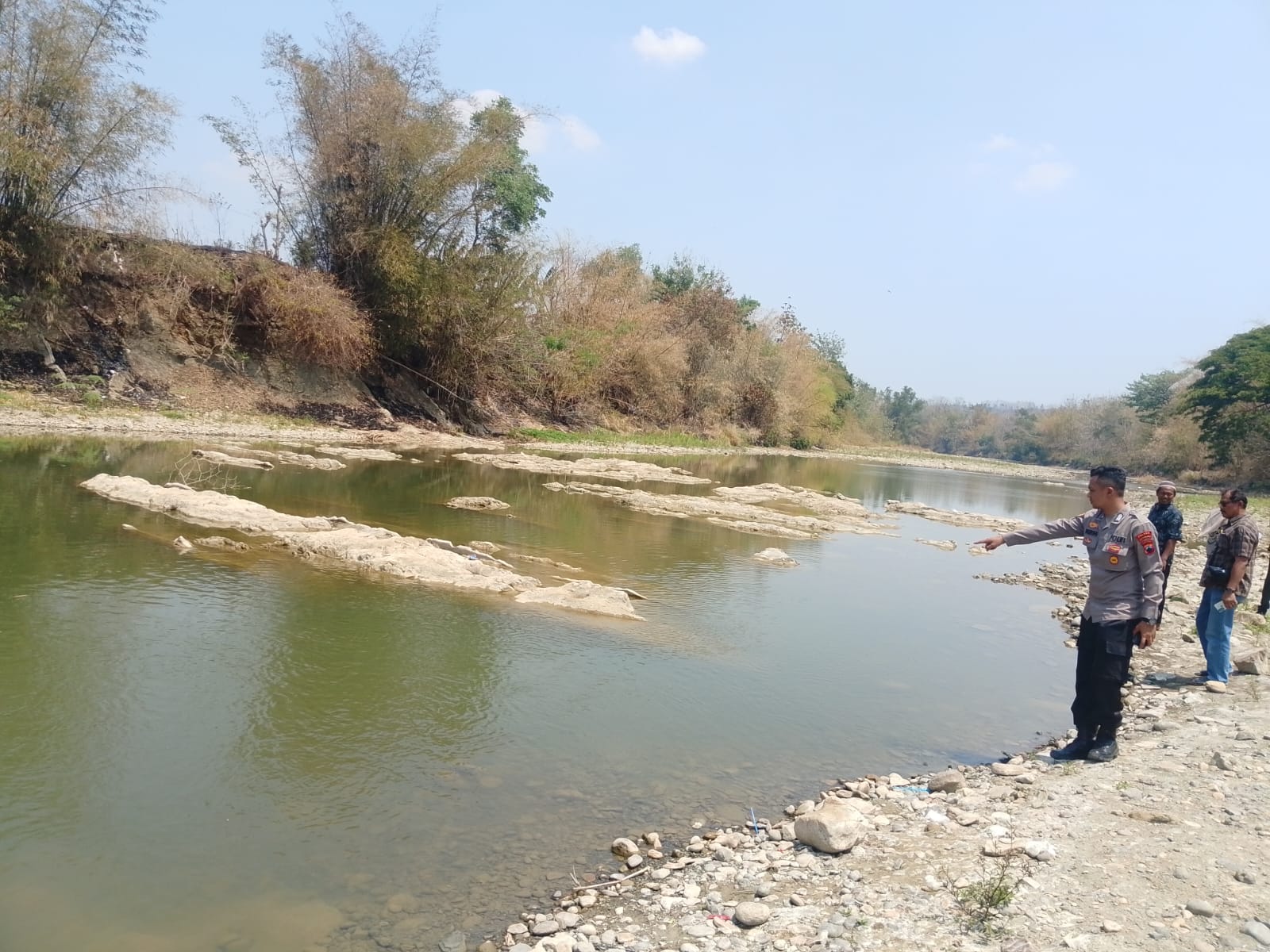 Satu Pelajar Tenggelam di Kali Serang, Polsek Wonosegoro Gerak Cepat 7 IMG 20260927 WA0009