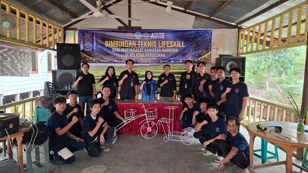 BENTUK PERDULI BNNP KALTENG BEKALI MASYARAKAT TUMBANG NUSA DENGAN KETERAMPILAN PRODUKTIF MELALUI PROGRAM LIFESKILL 11 IMG 20261022 WA0049