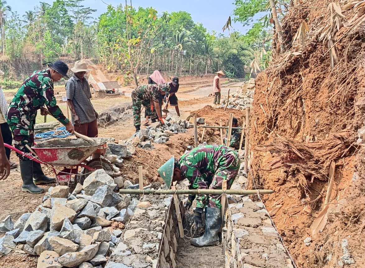 TMMD Sengkuyung Kodim 0728/Wonogiri : Wujud Nyata Kemanunggalan TNI dan Rakyat. 7 IMG 20261025 WA0012